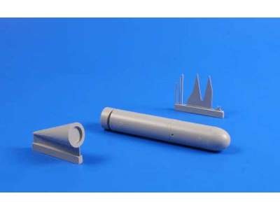 WWII Luftwaffe 600L Drop Tanks (Long Cigar Type) 1/32 (2 pcs) - zdjęcie 2