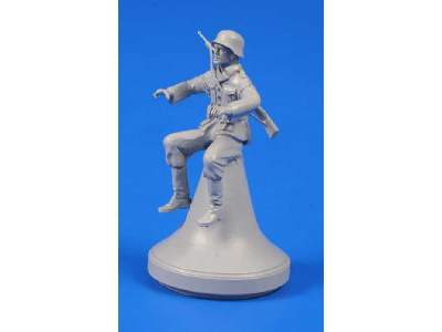 German WW II Motorcycle Rider for Tamiya kit - zdjęcie 3