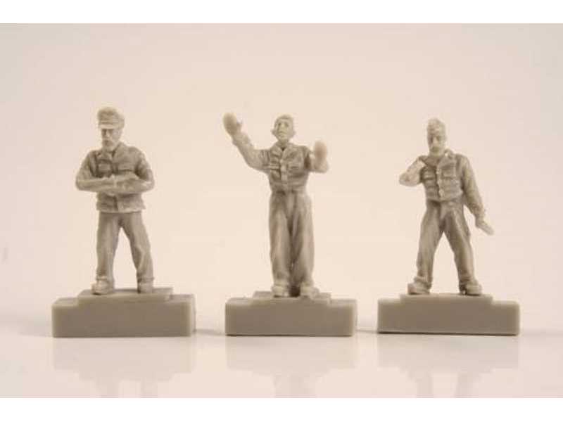 U-Boat U-IX - Crew in Command Section - zdjęcie 1 U-Boat U-IX - Crew in Command Section - zdjęcie 1