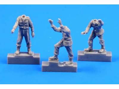 German A4/V2 missile launch platform personnel, WW II (3 figures - zdjęcie 4