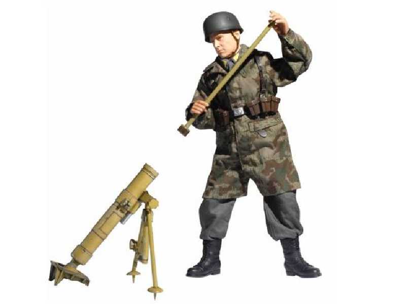 Eugen Schrange - FJ Mortarman w/Kurzer 8cm Granatwerfer 42 - zdjęcie 1 Eugen Schrange - FJ Mortarman w/Kurzer 8cm Granatwerfer 42 - zdjęcie 1