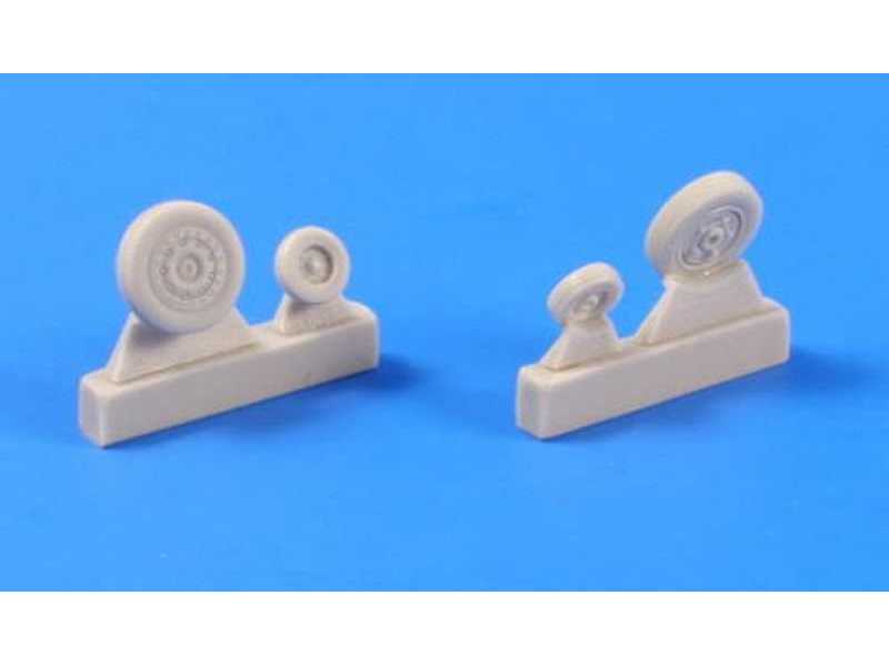 F-4B/N Phantom II - Wheels 1/48 for Hasegawa kit - zdjęcie 1 F-4B/N Phantom II - Wheels 1/48 for Hasegawa kit - zdjęcie 1