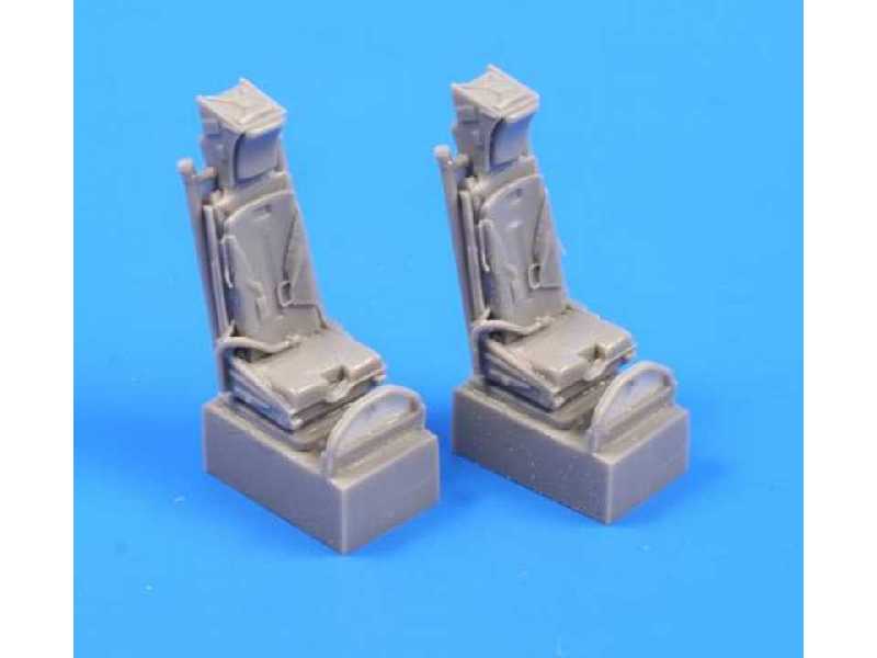 Martin Baker Mk.GF4 ejection seat for Folland Gnat T.1 (2 pcs) - zdjęcie 1 Martin Baker Mk.GF4 ejection seat for Folland Gnat T.1 (2 pcs) - zdjęcie 1