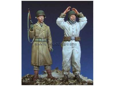 Hands up! - U.S. Infantryman &amp; German POW - Ardennes 1944 - zdjęcie 4