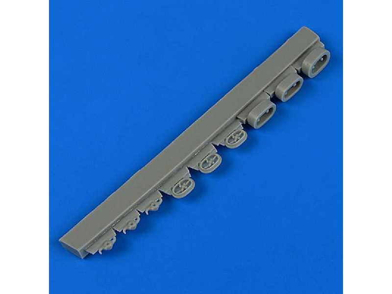 Fw 190F-8 fuel point with covers - Revell - zdjęcie 1 Fw 190F-8 fuel point with covers - Revell - zdjęcie 1