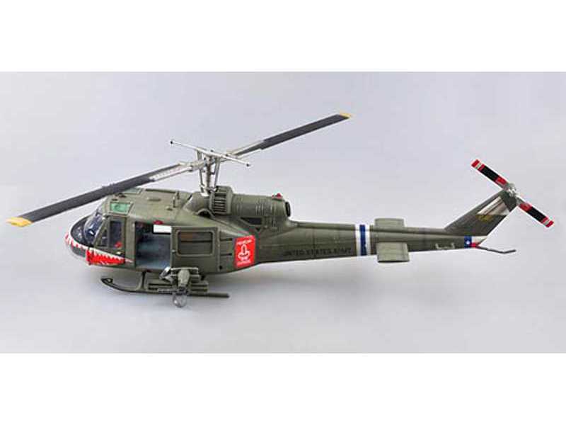 UH-1 Huey C U.S. Army 174th assault Helicopter Company Shark - zdjęcie 1 UH-1 Huey C U.S. Army 174th assault Helicopter Company Shark - zdjęcie 1