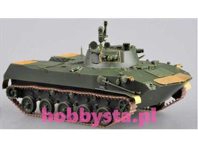 BMD-2 radziecki bojowy wóz piechoty - zdjęcie 2