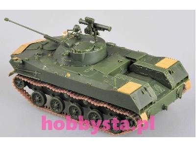 BMD-2 radziecki bojowy wóz piechoty - zdjęcie 3