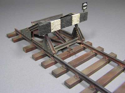 Tory kolejowe z kozłem oporowym - rozmiar europejski - zdjęcie 19