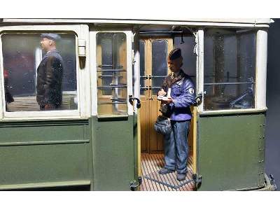 European Tramcar (StraBenbahn Triebwagen 641) w/Crew & Passenger - zdjęcie 59