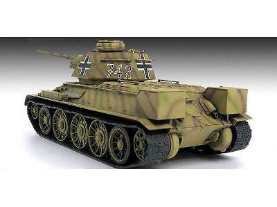 Niemiecki T-34/76 747(r) - II Wojna Światowa - zdjęcie 6