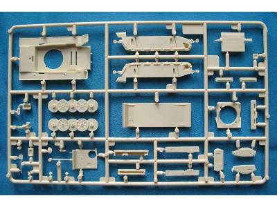 Pz.Kpf.Wg. II Ausf. L Luchs - with extra armor - 2 modele - zdjęcie 10