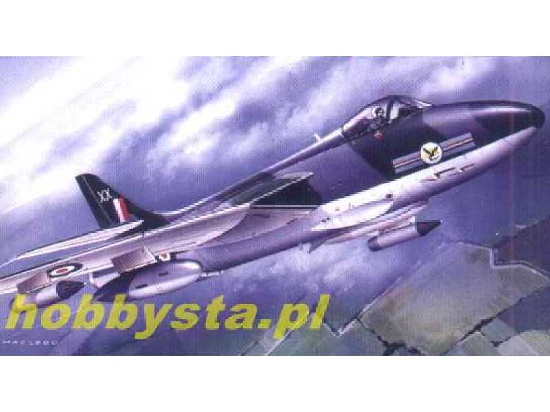Hawker Hunter FGA9 - zdjęcie 1 Hawker Hunter FGA9 - zdjęcie 1