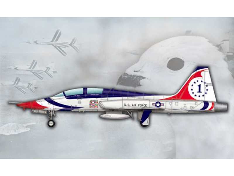 US T-38A Talon - Thunderbird - zdjęcie 1 US T-38A Talon - Thunderbird - zdjęcie 1