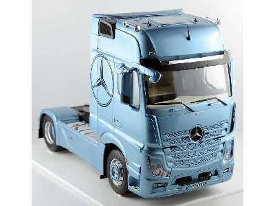 Mercedes Benz Actros MP4 Gigaspace - zdjęcie 9