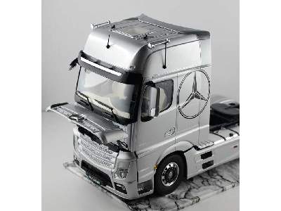 Mercedes Benz Actros MP4 Gigaspace - zdjęcie 10