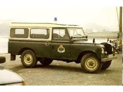 Land Rover 109 - Guardia Civil - zdjęcie 15