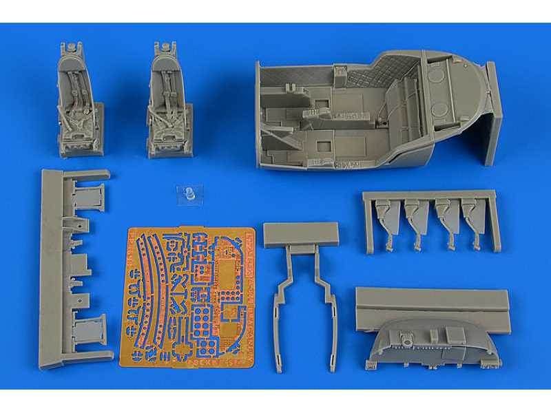 A-37B Dragonfly cockpit set - Trumpeter - zdjęcie 1