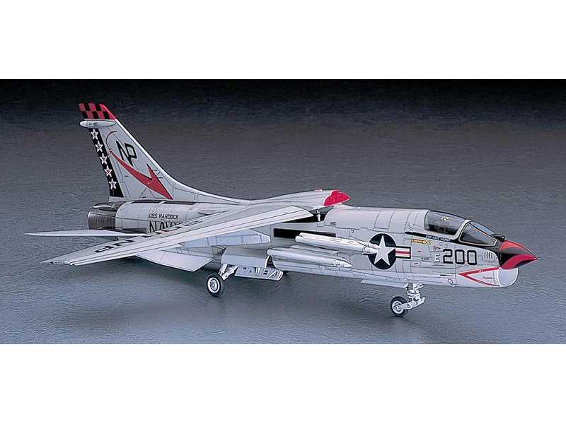 F-8j Crusader - zdjęcie 1 F-8j Crusader - zdjęcie 1