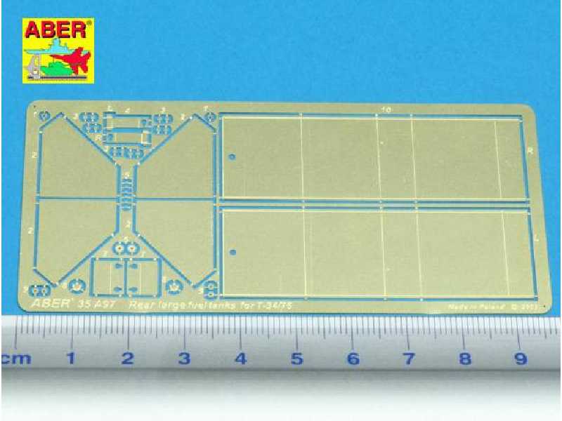 Tylne duże zbiorniki paliwa do T-34/76 - el. fototrawione - zdjęcie 1