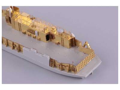 USS Iwo Jima LHD-7 pt.1 assault craft units 1/350 - Trumpeter - zdjęcie 14