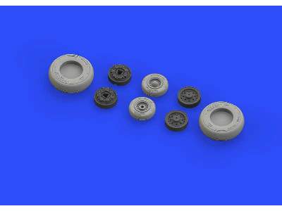 F-14A wheels early 1/48 - Tamiya - zdjęcie 4