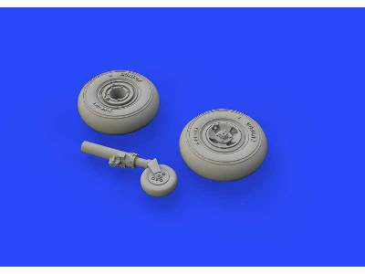 Spitfire Mk. VIII wheels - 4 spoke w/  smooth tire 1/72 - Eduard - zdjęcie 3