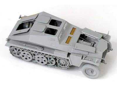 Sd.Kfz.252 Gepanzerte Munitionskraftwagen mit Sd.Ah.32/1 Trailer - zdjęcie 29