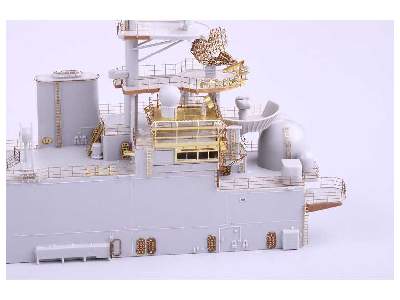 USS Iwo Jima LHD-7 pt.3 superstructure 1/350 - Trumpeter - zdjęcie 8