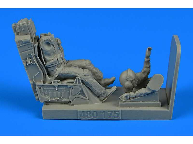 USAF Fighter Pilot with ejection seat for F-16 - Hasegawa/Tamiya - zdjęcie 1 USAF Fighter Pilot with ejection seat for F-16 - Hasegawa/Tamiya - zdjęcie 1