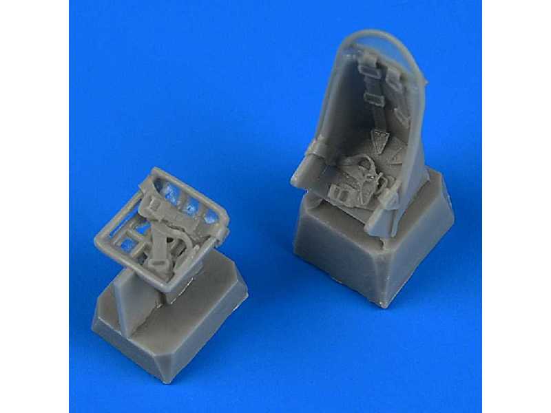 Ju 87 Stuka seats with safety betls - Zvezda/Academy - zdjęcie 1 Ju 87 Stuka seats with safety betls - Zvezda/Academy - zdjęcie 1