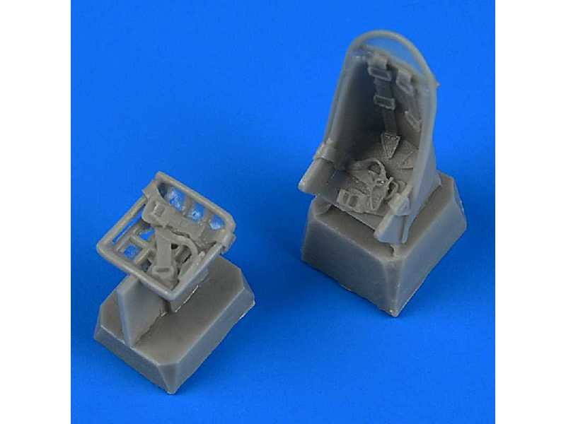 Ju 87 Stuka seats with safety betls - Zvezda/Academy - zdjęcie 1