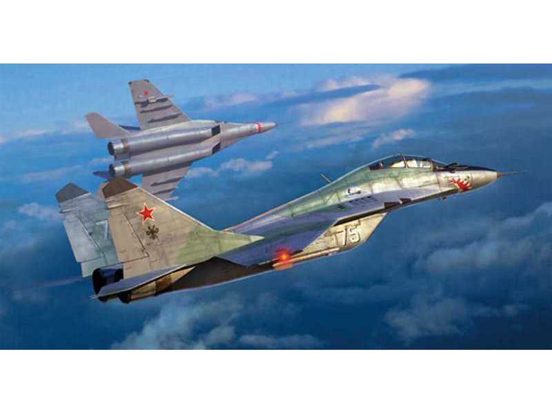 MIG-29UB Fulcrum (Izdeliye 9.51) - zdjęcie 1 MIG-29UB Fulcrum (Izdeliye 9.51) - zdjęcie 1