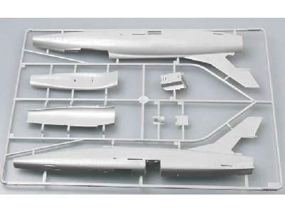 Myśliwiec F-100C Super Sabre - zdjęcie 3