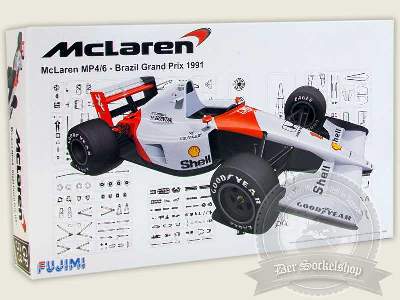 McLaren Honda MP4/16 Marlboro (GP53) - zdjęcie 1