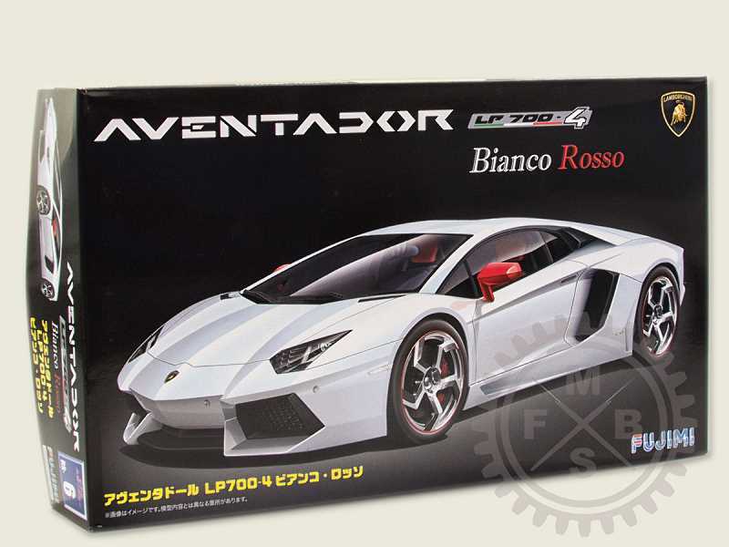 Lamborghini Aventador Bianco Rosso - zdjęcie 1 Lamborghini Aventador Bianco Rosso - zdjęcie 1
