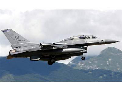 F-16 DG/DJ Fighting Falcon - zdjęcie 1