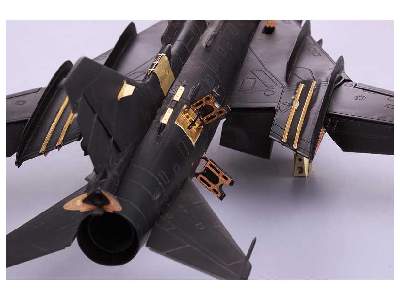 Su-17 M3/ M4 exterior 1/48 - Kitty Hawk - zdjęcie 4