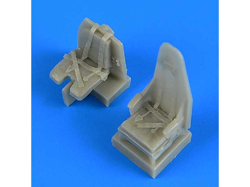 Mosquito seats with safety belts - Tamiya - zdjęcie 1