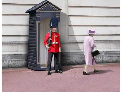 Gwardzista królewski - pałac Buckingham  - zdjęcie 1