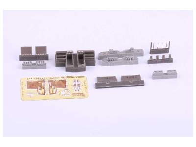 Spitfire Mk. XVI gun bays 1/72 - Eduard - zdjęcie 13