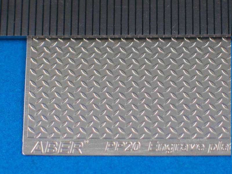 Płyta ryflowana (140 x 77mm) - wzór współczesny 1x1 linii - zdjęcie 1 Płyta ryflowana (140 x 77mm) - wzór współczesny 1x1 linii - zdjęcie 1