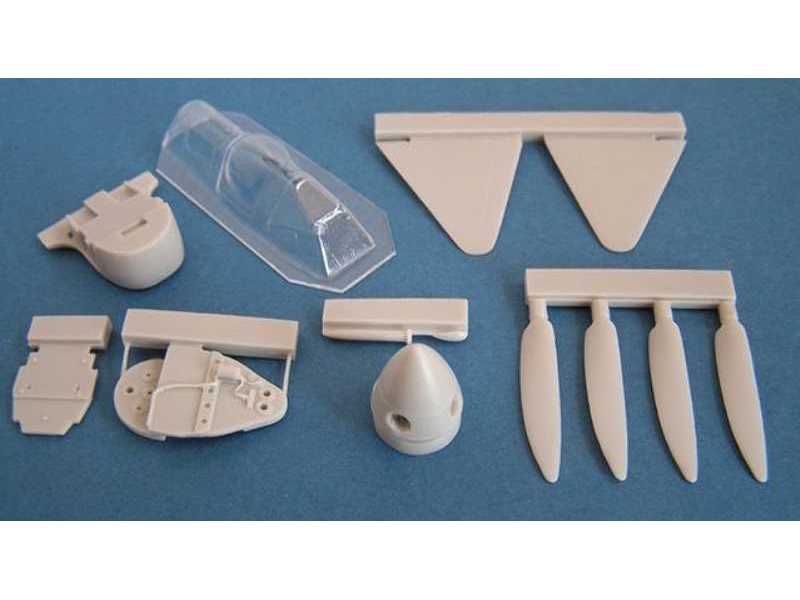 Spitfire HF. VI + vacu canopy + decal sheet for Airfix - zdjęcie 1 Spitfire HF. VI + vacu canopy + decal sheet for Airfix - zdjęcie 1