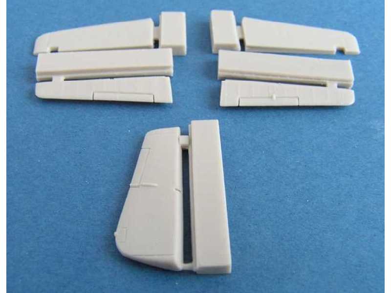 P-51B/Mk.III, tailplane, elevators and rudder for KP - zdjęcie 1 P-51B/Mk.III, tailplane, elevators and rudder for KP - zdjęcie 1