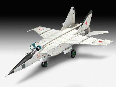 MiG-25 RBT Foxbat B - zdjęcie 11