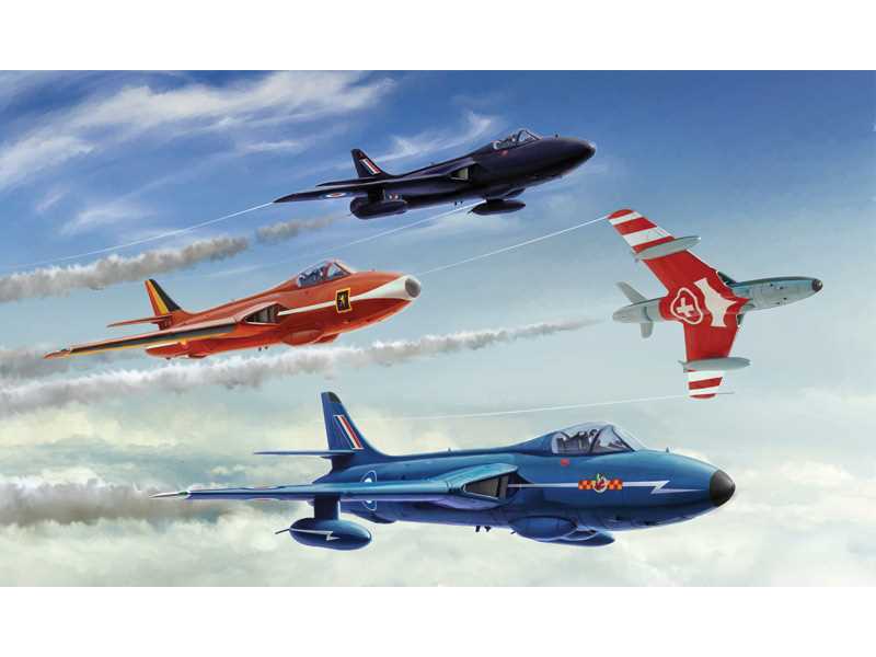 Hunter F.6/FGA.9 - zespół akrobatyczny - zdjęcie 1 Hunter F.6/FGA.9 - zespół akrobatyczny - zdjęcie 1