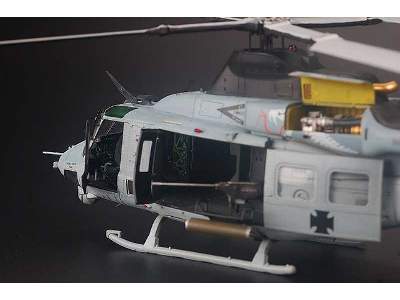 Bell UH-1Y Venom - Super Huey - zdjęcie 4