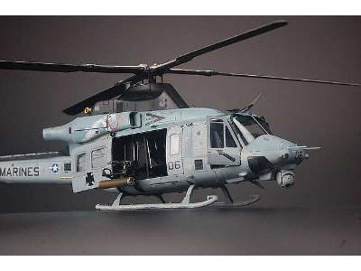 Bell UH-1Y Venom - Super Huey - zdjęcie 14