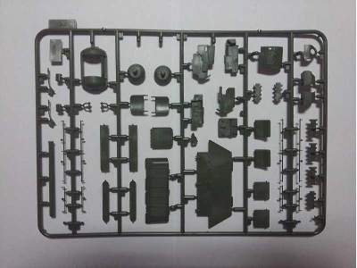 T-34-76 czołg radziecki z figurkami - zdjęcie 18