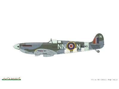 Spitfire Mk.IX - piloci czechosłowaccy - Nasi se vraceji  - zdjęcie 30